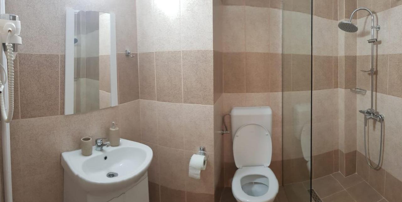 Apartament Posada Curtea de Argeş Exterior foto